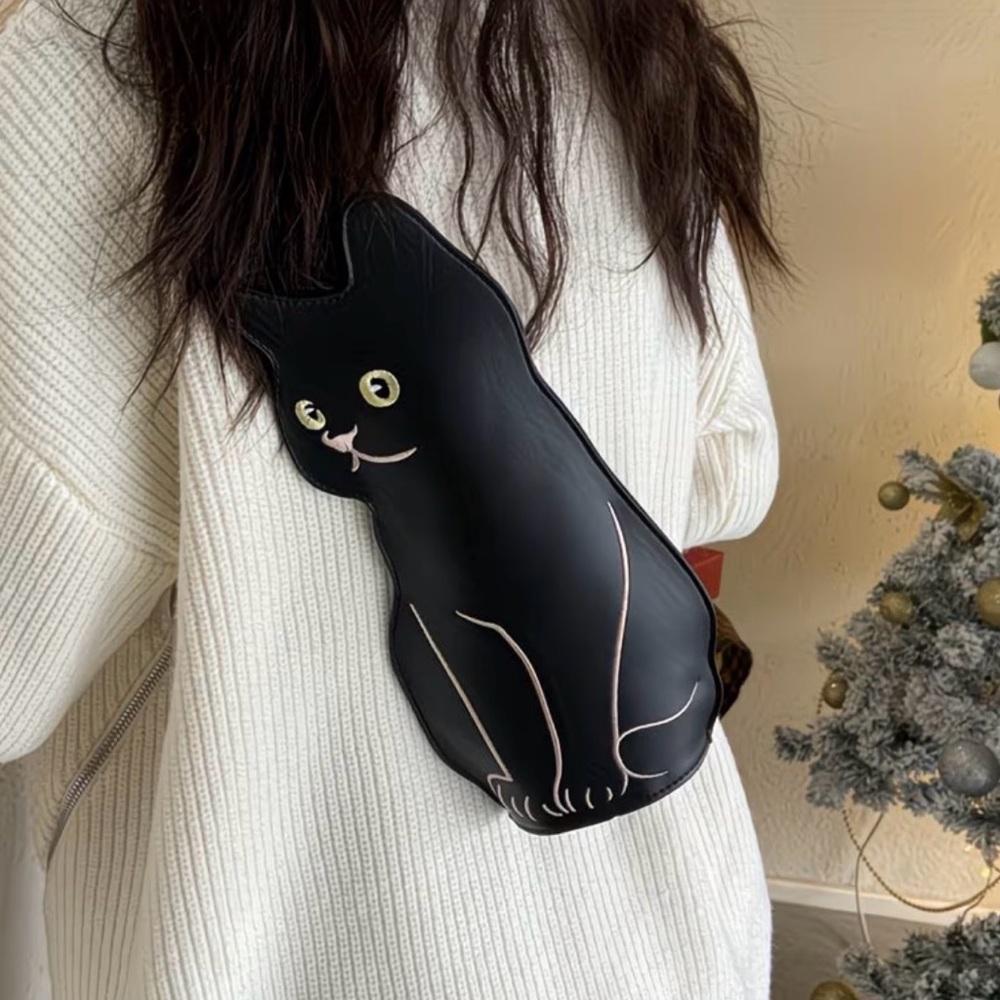 Black Cat-Shaped purse with pink trim - Picture 4 of 4